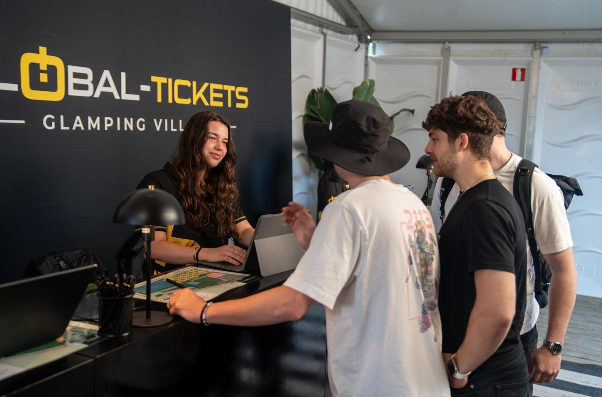 Global-Tickets Village Spa-Francorchamps Extérieur photo